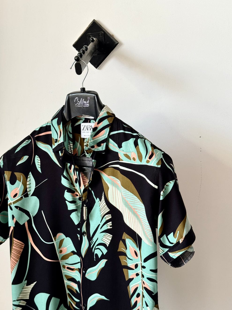 Tropical Palm Paradise Breeze